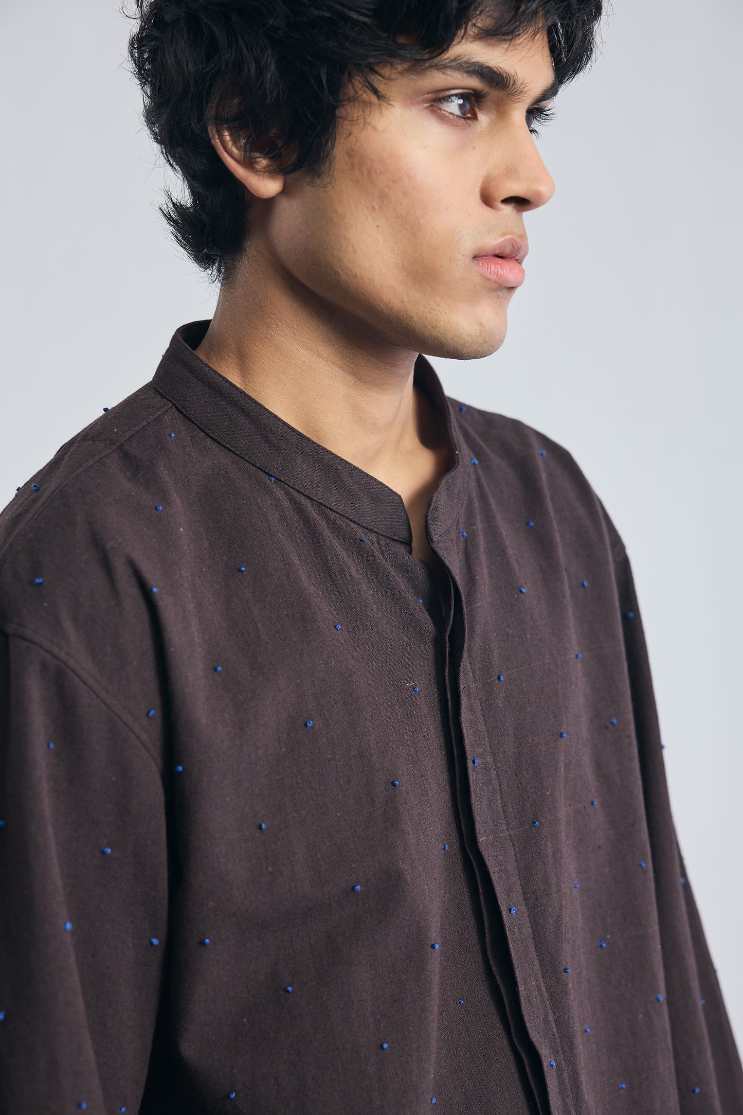 Knots Shirt – Brown Noise