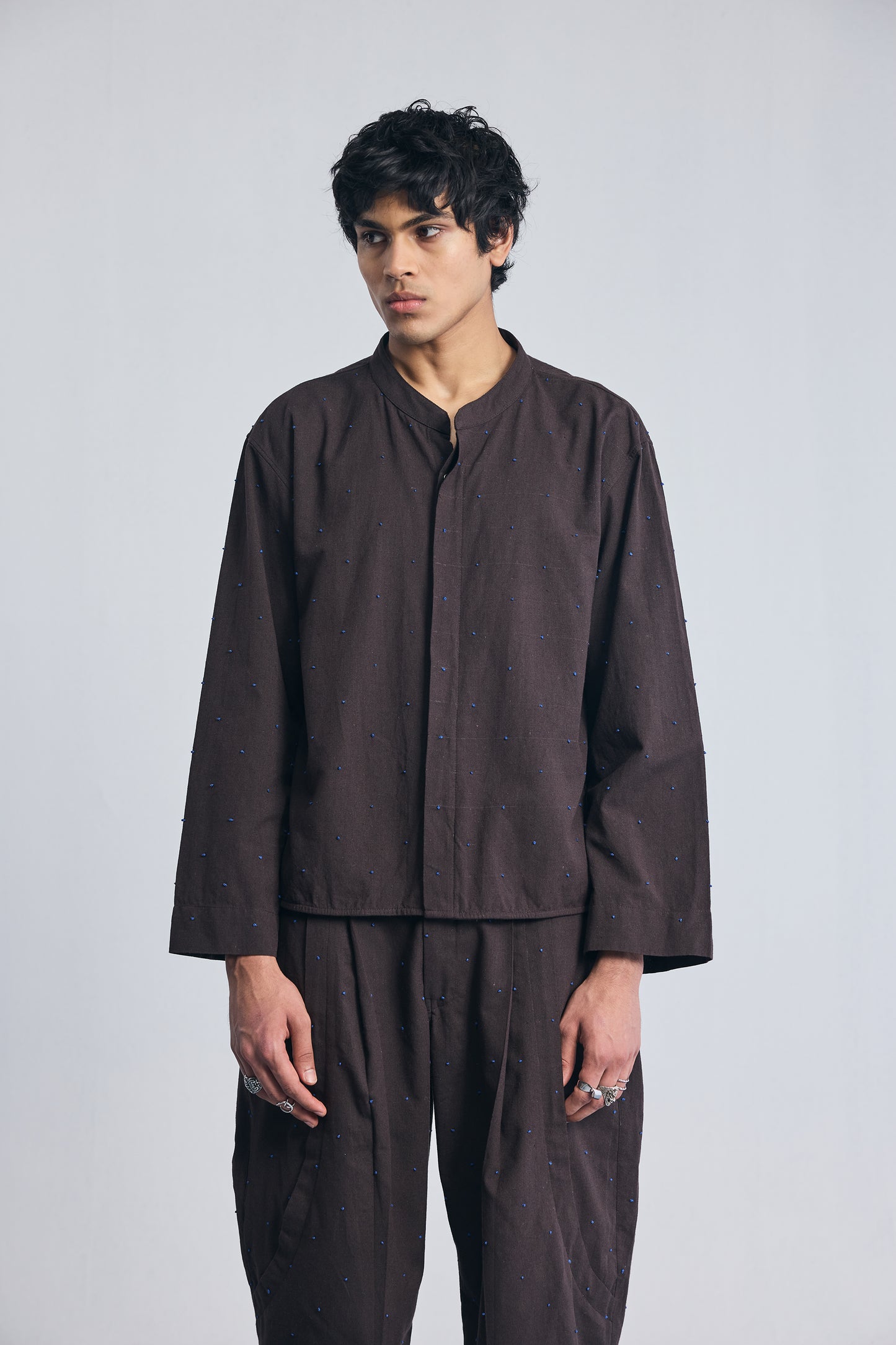 Knots Shirt – Brown Noise
